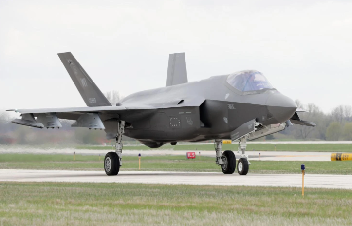 F-35 noise around Madison’s Truax Field could take years to reduce