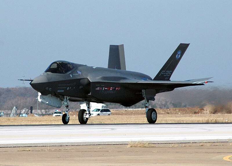 F-35 taking off